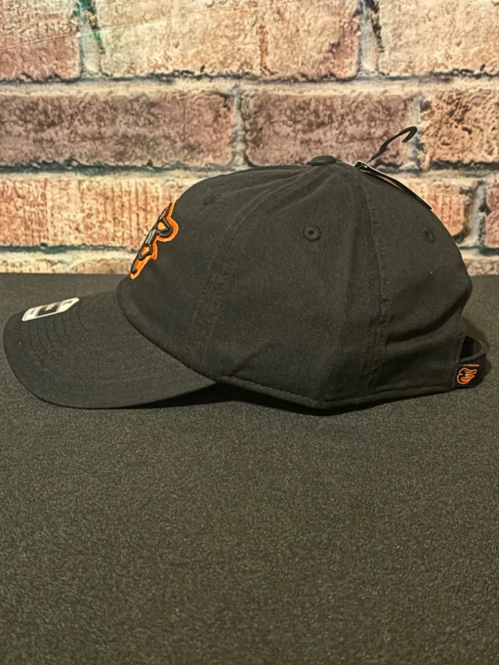 Fan Favorite MLB Baltimore Orioles Black Adjustable Strapback Cap